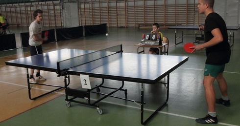 Mistrzostwa ministrantów w ping-ponga