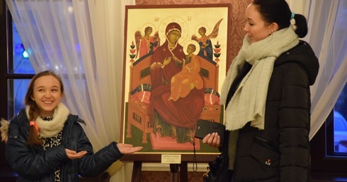 Wśród dzieł znaczną część stanowiły ikony