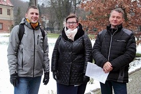 – Prace nad nim zostały zdominowane przez zagadnienie dyskryminacji osób LGBT – uważają Krzysztof Kęsicki (pierwszy z lewej), Monika Baran oraz Adam Chmielewski.