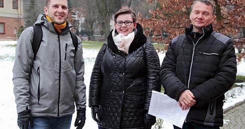 – Prace nad nim zostały zdominowane przez zagadnienie dyskryminacji osób LGBT – uważają Krzysztof Kęsicki (pierwszy z lewej), Monika Baran oraz Adam Chmielewski.