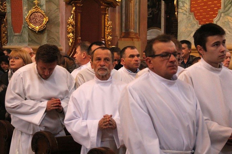 Nowi szafarze Komunii św.