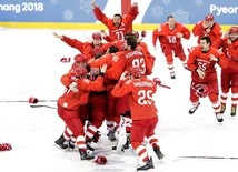 Olimpijczycy z Rosji najlepsi w hokeju