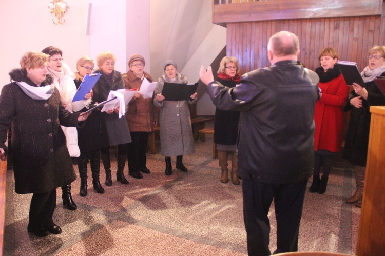 Poświęcenie witraży w Siedliskach Tuchowskich