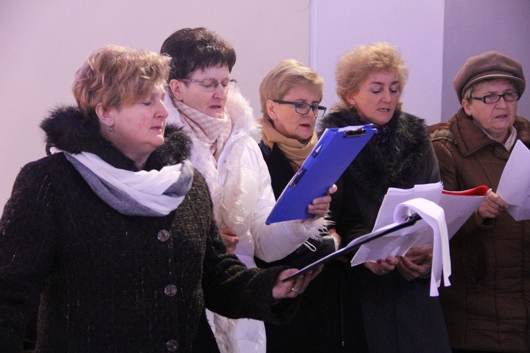 Poświęcenie witraży w Siedliskach Tuchowskich