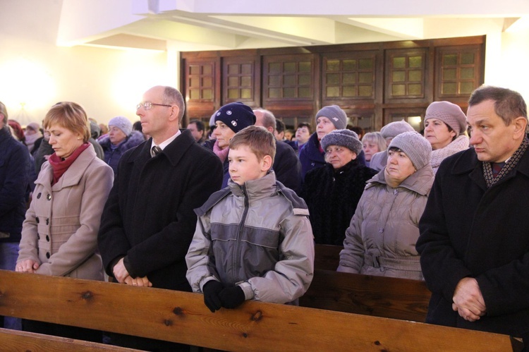 Poświęcenie witraży w Siedliskach Tuchowskich