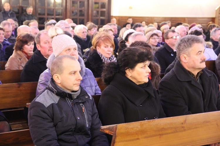 Poświęcenie witraży w Siedliskach Tuchowskich