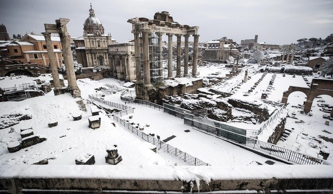 Rzym - miasto zamknięte z powodu śniegu