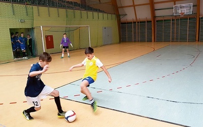 Halówka cieszy się największą popularnością powśród wszystkich rozgrywek sportowych diecezji legnickiej.