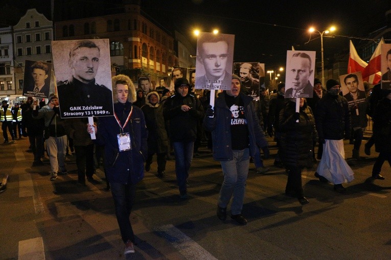 Marsz Pamięci "Bohaterowie Niepodległej. Rodzina Lazarowiczów"
