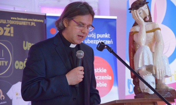 Ks. Paweł Śmigiel, terapeuta uzależnień