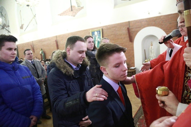 Bierzmowanie w par. św. Stanisława Kostki