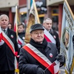 Cześć i chwała bohaterom