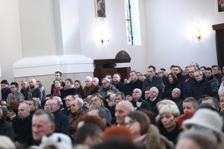 Ojciec Adam Szustak w Dąbrowie Tarnowskiej