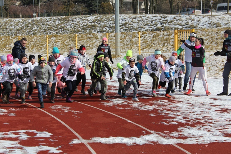 VI bieg "Tropem Wilczym" Nowa Ruda-Słupiec