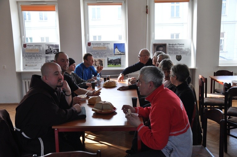 Tropem Wilczym w Głubczycach