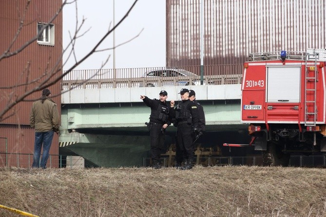 Akcja służb w rejonie stopnia Dąbie