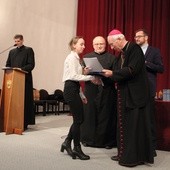 Bp Andrzej F. Dziuba osobiście dziękował uczestnikom finału dziecezjalnego