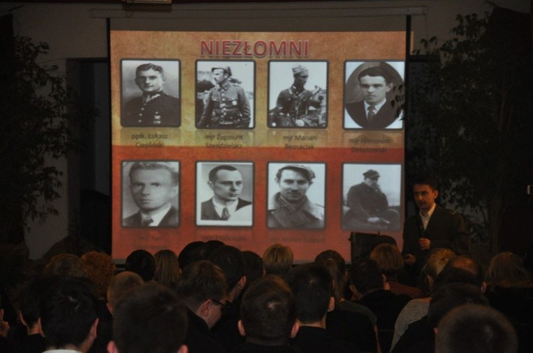 Spektakl teatralny o żołnierzach wyklętych we wrocławskim seminarium