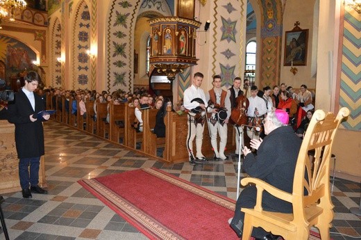 Spotkanie zakopiańskiej młodzieży z abp. Markiem Jędraszewskim
