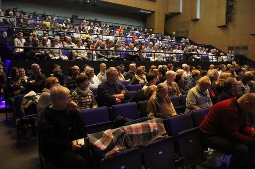 Sympozjum naukowe o darach Ducha Świętego