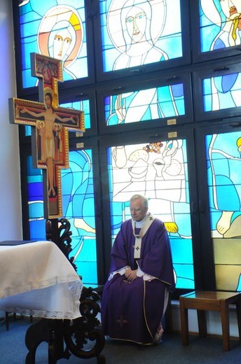 Abp Marek Jędraszewski w Domu Hospicyjnym św. Łazarza