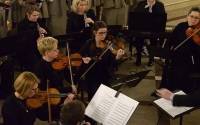 Koncert pasyjny w radomskiej katedrze