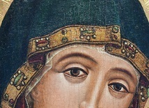 Fragment odsłoniętego gotyckiego obrazu MB Czanieckiej.
