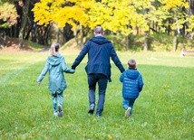 – Chcemy prowadzić te rekolekcje przy udziale i przy pomocy rodziców. Zapraszamy ich do hojnego zaangażowania  – mówi ks. Paweł Rylski.