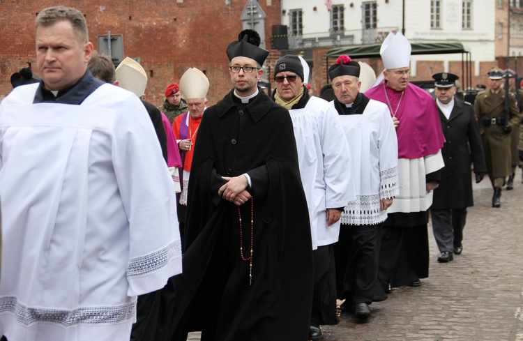 W bazylice pożegnano arcybiskupa