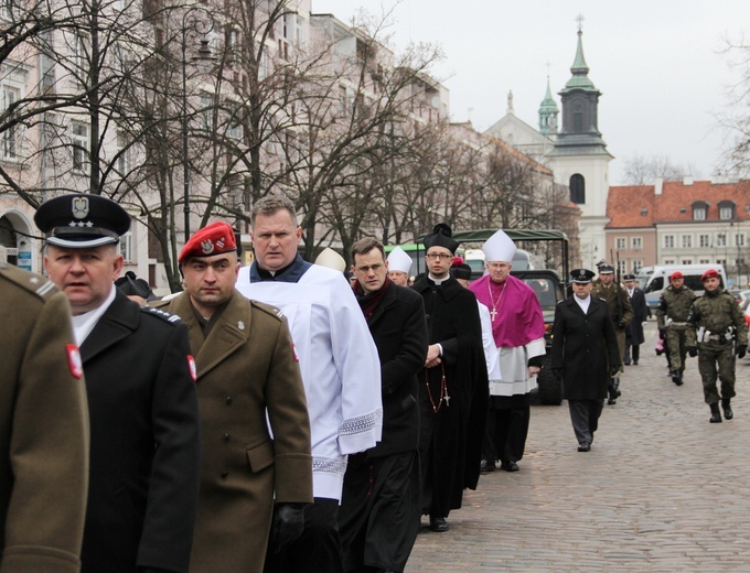 Pogrzeb abp S. Galla w katedrze polowej