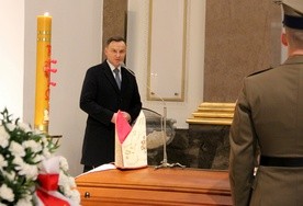 Prezydent Andrzej Duda w ciepłych słowach żegnał abp Galla i prosił go o wstawiennictwo u Boga za Ojczyzną i polskimi żołnierzami