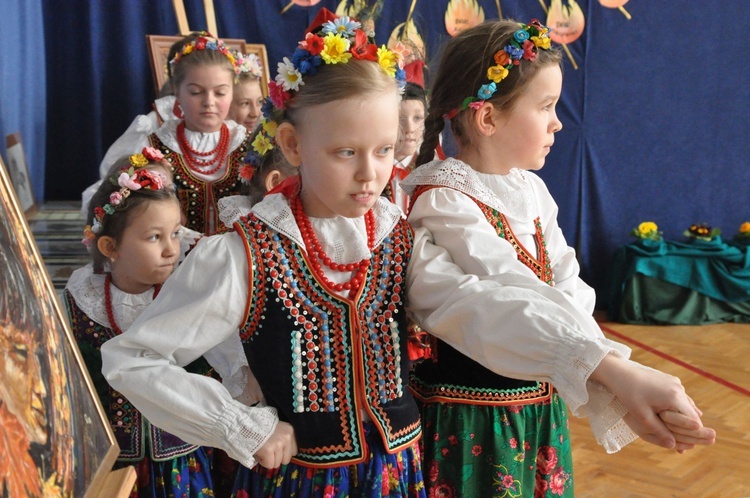 Konkurs o bł. Karolinie