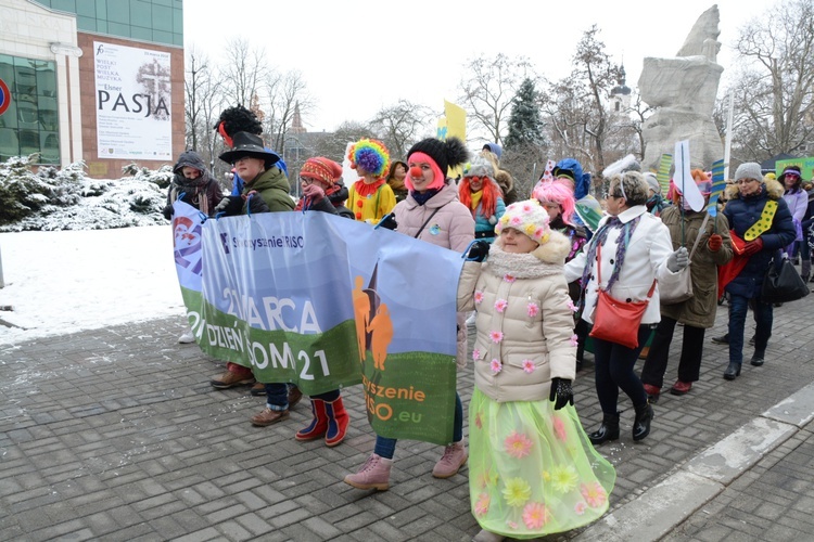 Happening "Nie z tej ziemi"