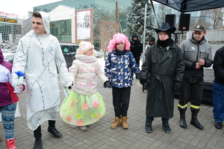 Happening "Nie z tej ziemi"