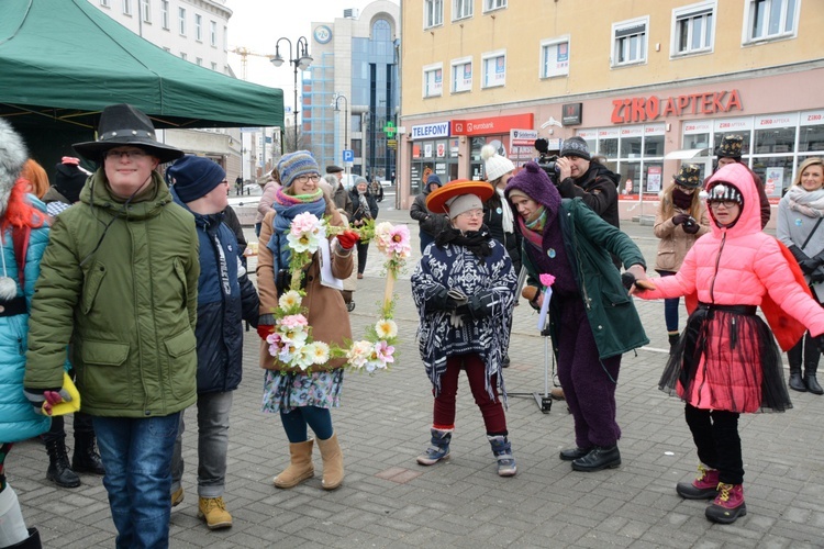 Happening "Nie z tej ziemi"