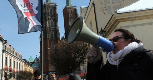 Zwolennicy aborcji protestowali na Ostrowie Tumskim