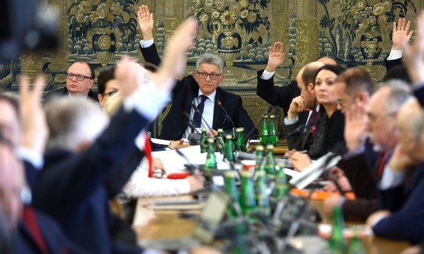 Sejmowa komisja sprawiedliwości pozytywnie o projekcie "Zatrzymaj aborcję"
