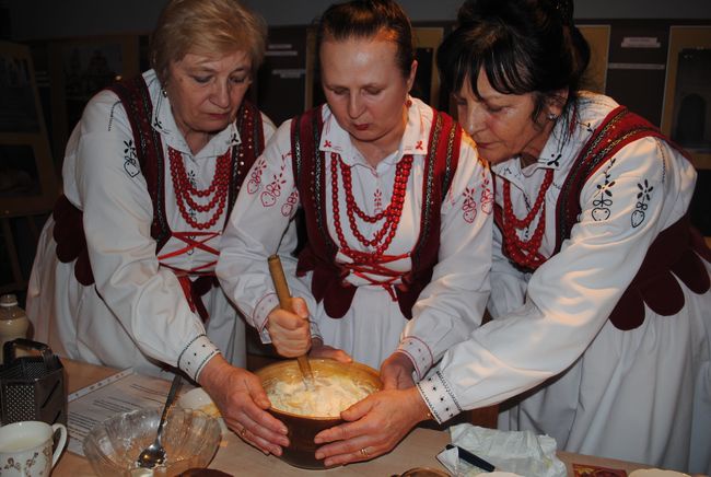 Kulinarne poniedziałki w Nowej Dębie