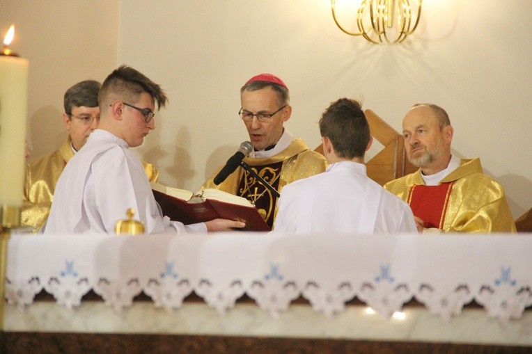 Bierzmowanie w Wielogłowach