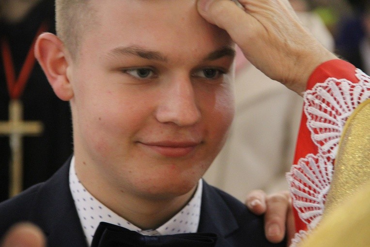 Bierzmowanie w Wielogłowach