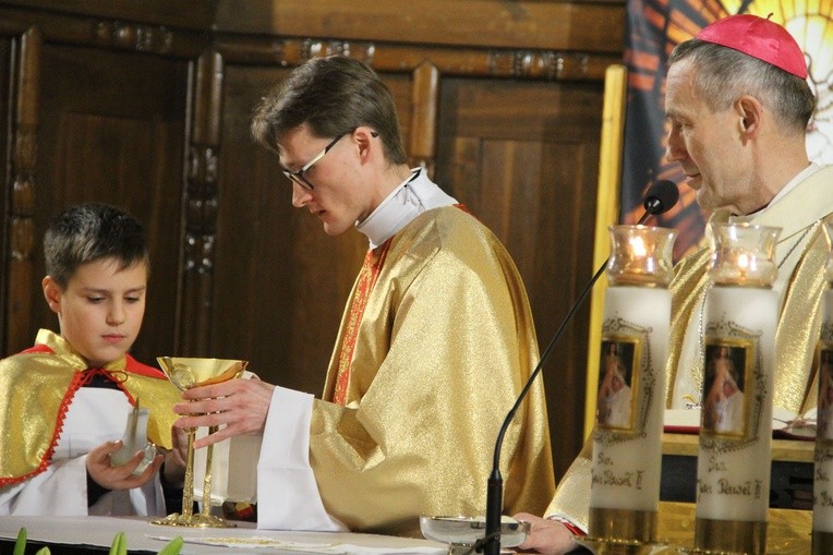 Bierzmowanie w kościele św. Kazimierza w Nowym Sączu