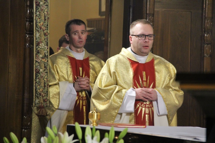 Bierzmowanie w kościele św. Kazimierza w Nowym Sączu