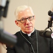 Abp Wiktor Skworc.