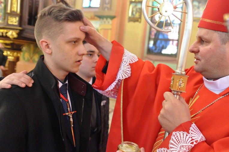 Bierzmowanie w Otfinowie