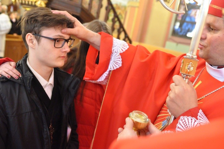 Bierzmowanie w Otfinowie