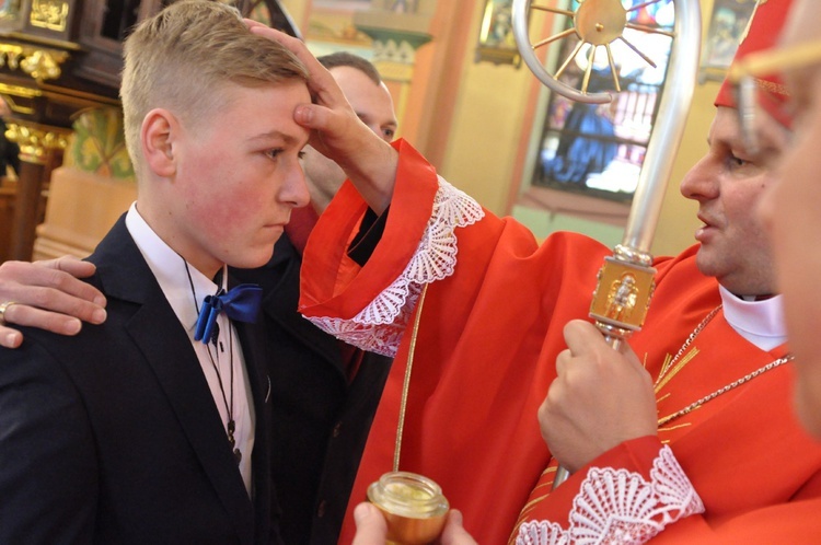 Bierzmowanie w Otfinowie