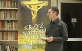 "Nadzieja" przy krzyżu