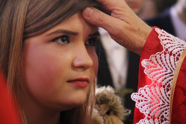 Bierzmowanie w nowosądeckiej bazylice, cz. I