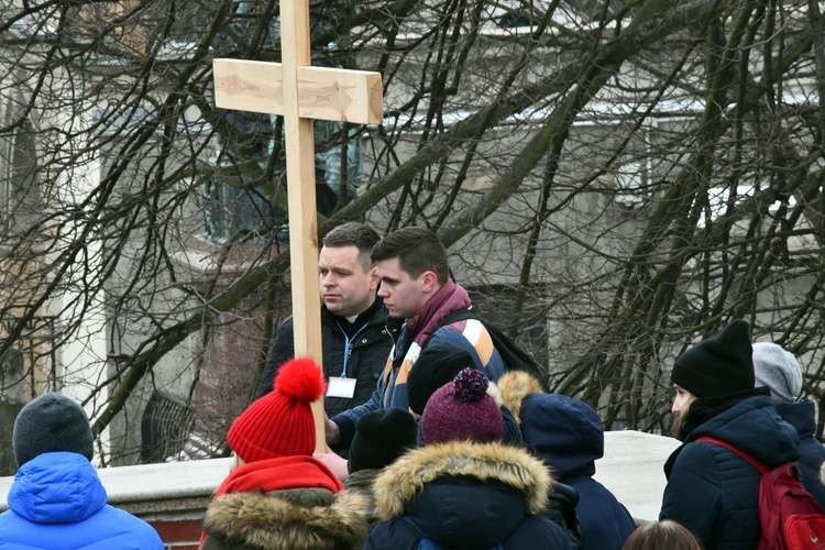 Pielgrzymka maturzystów - Droga Krzyżowa