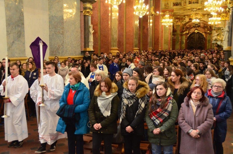 Maturzyści na Jasnej Górze 